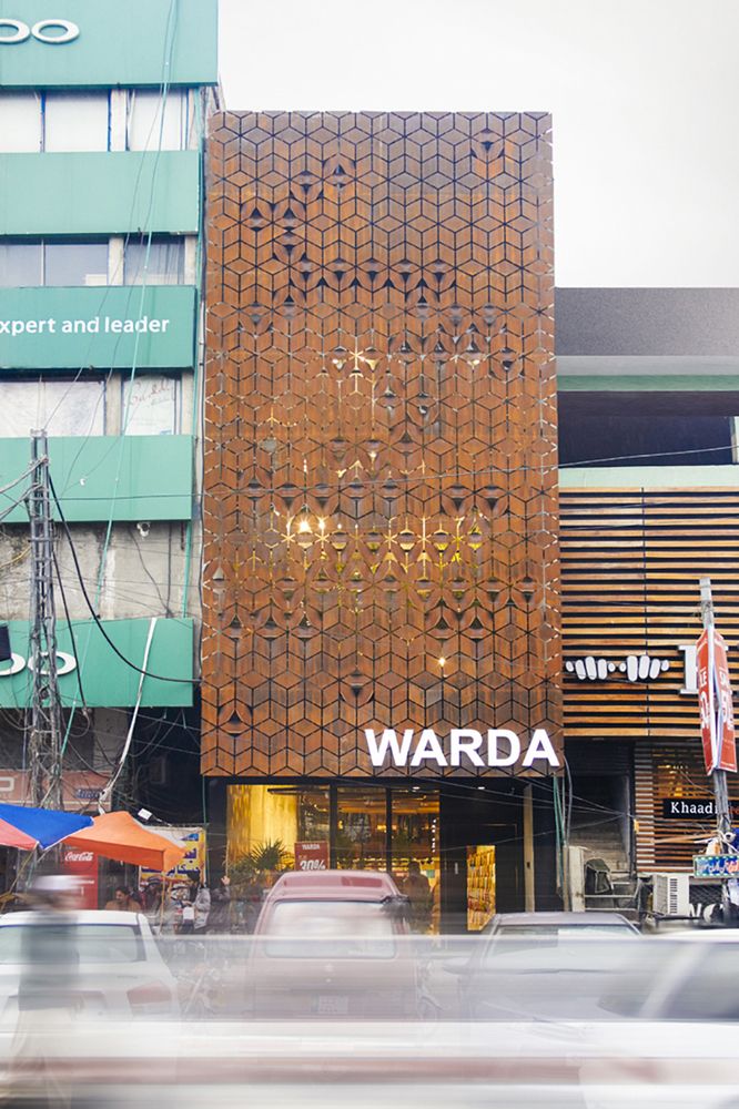 Facade ACP vs Material Fasad Lainnya: Perbandingan Komprehensif
